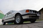 BMW 740i 1992 года (UK)
